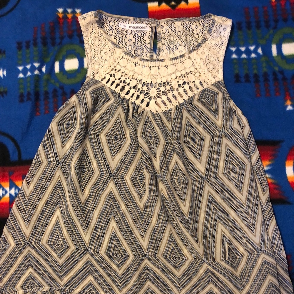 Maurice’s top